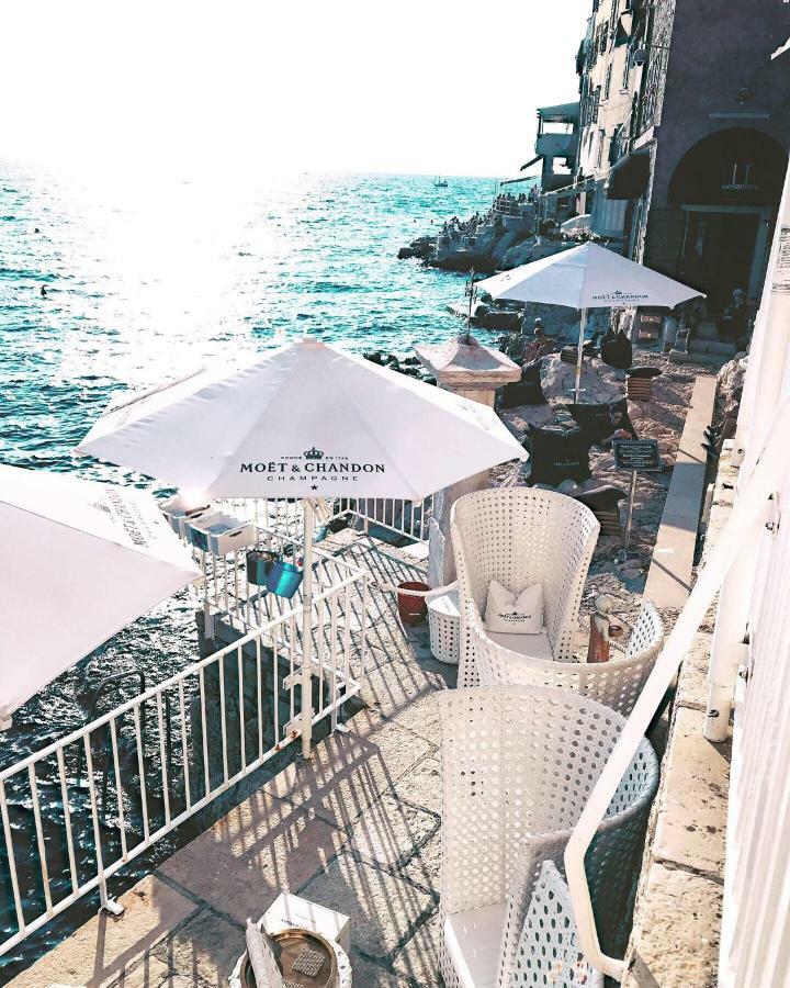 روفينج Felix Apartment المظهر الخارجي الصورة